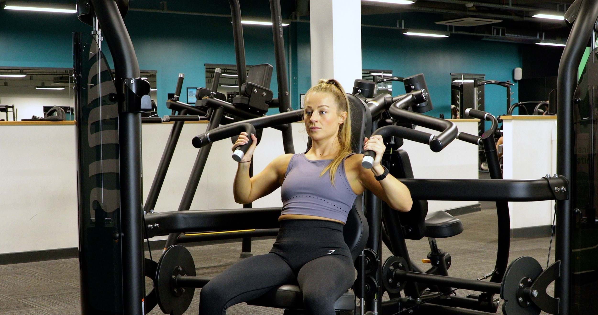 machine shoulder (military) press